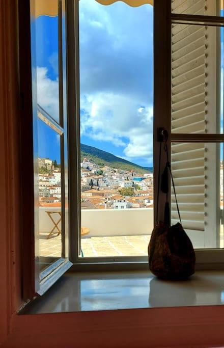 Christina'S Stone House Apartment Hydra  Bagian luar foto