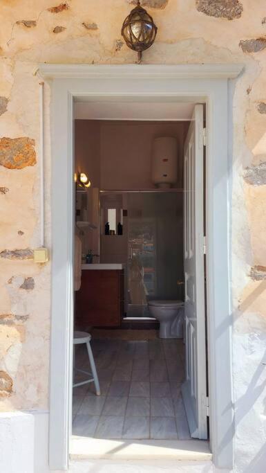 Christina'S Stone House Apartment Hydra  Bagian luar foto