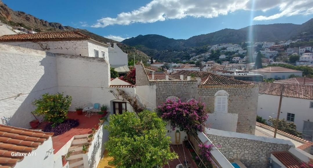 Christina'S Stone House Apartment Hydra  Bagian luar foto